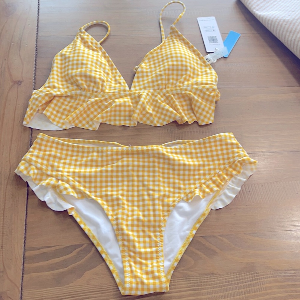 Cup She bathing suit